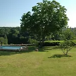 Maison En Pierre Avec Piscine Chauffee A - Fr-1-824-10 Paunat