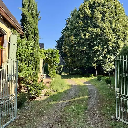 Maison En Pierre Avec Piscine Chauffee A - Fr-1-824-10 Ferienhaus *